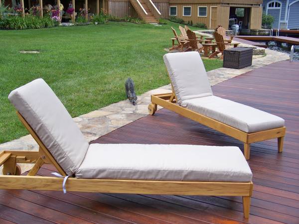 Black Locust Lounge Set 
