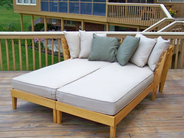 Black Locust Lounge Set 