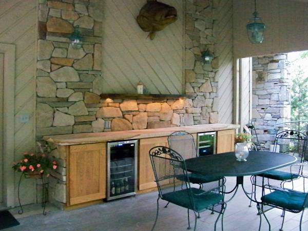 Black Locust Outdoor Cabinetry 